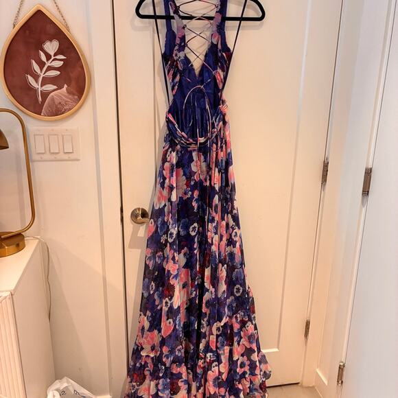 Mac Duggal Blue Floral Cutout Gown Sz 0 MSRP $598 - Picture 2 of 9